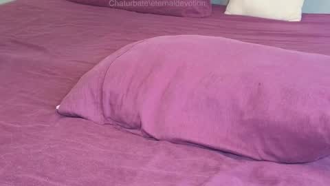 Snapshot of eternaldevotion chatting on January 2025 01:53:01 PM AA online show from January 2025 01:53:01 PM