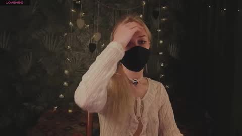 Sophia online show from March 2026 11:00:01 PM