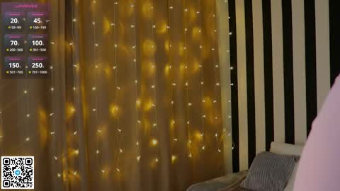 Snapshot of ethalhatchell chatting on November 2025 06:10:01 PM Elsa online show from November 2025 06:10:01 PM