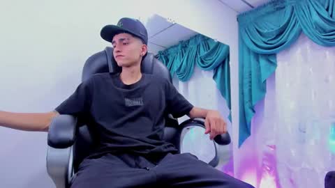 Ethan online show from December 2024 01:07:02 AM