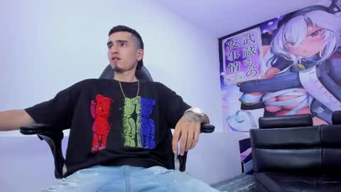 Ethan online show from September 2025 08:53:01 PM