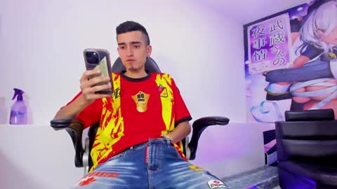 Ethan online show from September 2025 11:21:01 PM