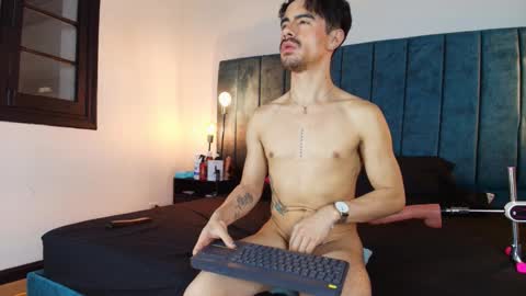 Snapshot of ethan_briggs chatting on March 2026 05:03:02 AM ethan online show from March 2026 05:03:02 AM