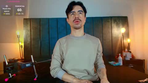 Snapshot of ethan_briggs chatting on March 2026 03:33:02 AM ethan online show from March 2026 03:33:02 AM