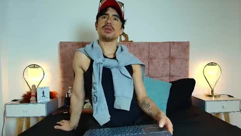 Snapshot of ethan_briggs chatting on April 2026 08:23:01 PM ethan online show from April 2026 08:23:01 PM