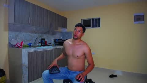 Snapshot of ethan_hawke_ chatting on October 2025 09:18:02 AM Jose online show from October 2025 09:18:02 AM