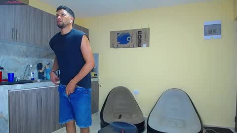 Snapshot of ethan_hawke_ chatting on October 2025 07:48:02 PM Jose online show from October 2025 07:48:02 PM