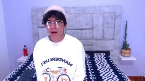 Snapshot of ethan_villa chatting on February 2025 12:55:01 PM Ethan Villa online show from February 2025 12:55:01 PM