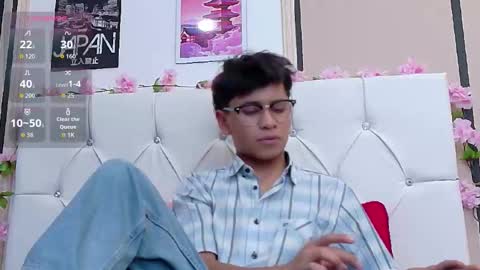 Ethan online show from November 2025 09:14:01 PM