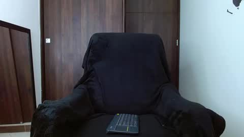 Snapshot of ethangreey1 chatting on December 2024 04:27:02 PM ethangreey1 online show from December 2024 04:27:02 PM