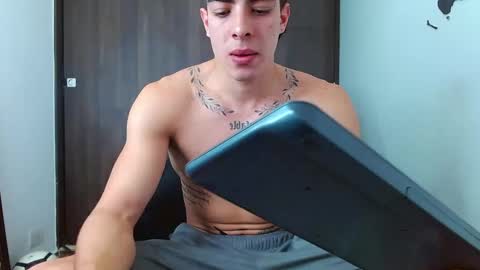 Snapshot of ethangreey1 chatting on December 2024 03:53:02 PM ethangreey1 online show from December 2024 03:53:02 PM