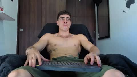 Snapshot of ethangreey1 chatting on October 2025 09:37:01 PM ethangreey1 online show from October 2025 09:37:01 PM