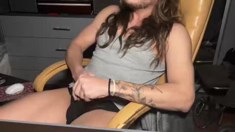 Ethan online show from December 2025 07:29:02 PM