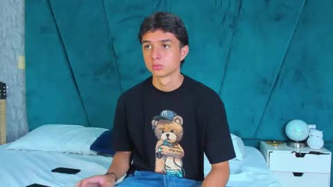 ethanlowell online show from February 2025 07:55:01 PM