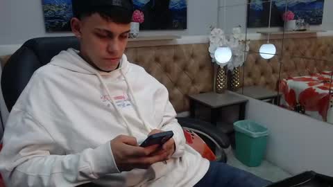 ethanx18 online show from May 2026 05:02:02 AM