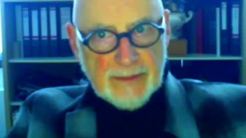 Snapshot of etonne chatting on January 2025 12:15:02 PM etonne online show from January 2025 12:15:02 PM