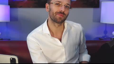 euginehot online show from December 2024 11:00:01 AM