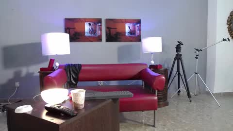 euginehot online show from December 2024 06:30:02 PM