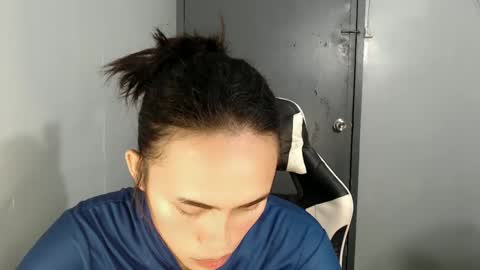 YELLA online show from January 2025 11:25:01 AM