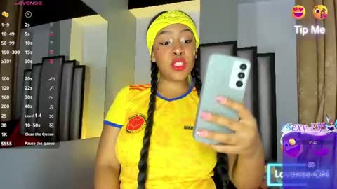 Snapshot of euphoria_06 chatting on June 2026 04:22:01 AM euphoria_06 online show from June 2026 04:22:01 AM
