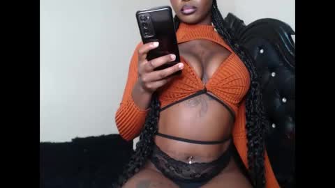 Snapshot of euphoric_cosmos chatting on December 2024 08:32:02 AM euphoria online show from December 2024 08:32:02 AM