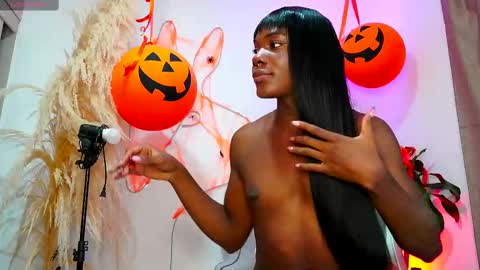 Snapshot of euphoricbunny chatting on October 2025 11:35:02 PM euphoricbunny online show from October 2025 11:35:02 PM