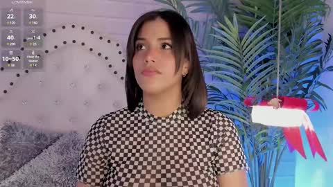 Snapshot of eureekaa chatting on December 2024 03:44:01 AM  Eurekaa  online show from December 2024 03:44:01 AM