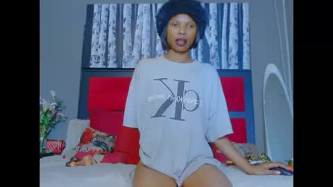 eva4him831 online show from October 2025 10:07:01 PM