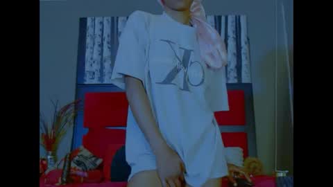 eva4him831 online show from October 2025 12:11:02 AM