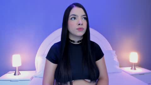 EVA  online show from January 2025 11:37:01 AM