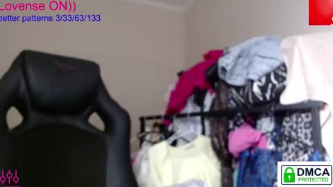 Snapshot of eva_blond_hot chatting on October 2025 09:01:01 PM Eva online show from October 2025 09:01:01 PM