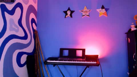 Snapshot of eva_brooks1 chatting on April 2026 10:03:01 PM Iris Smile independent model online show from April 2026 10:03:01 PM