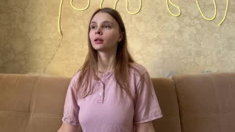 Eva Calvin online show from February 2026 04:10:01 AM