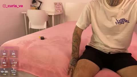 Snapshot of eva_curl chatting on January 2025 12:09:02 PM Hi were Eva and David online show from January 2025 12:09:02 PM