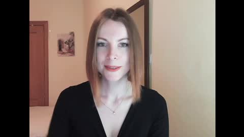 Snapshot of eva_cutesmile chatting on March 2026 05:35:01 PM Eva online show from March 2026 05:35:01 PM