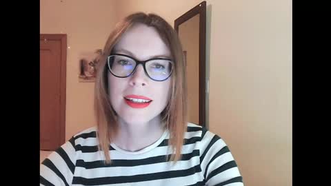 Snapshot of eva_cutesmile chatting on April 2026 06:46:02 PM Eva online show from April 2026 06:46:02 PM