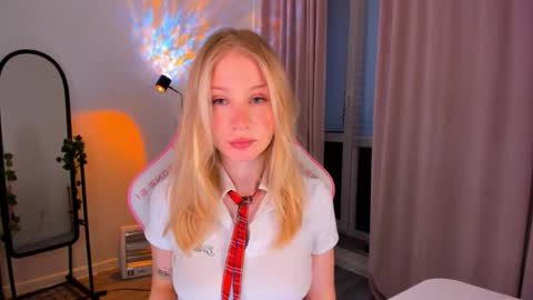 Eva Davis online show from March 2026 03:06:02 AM