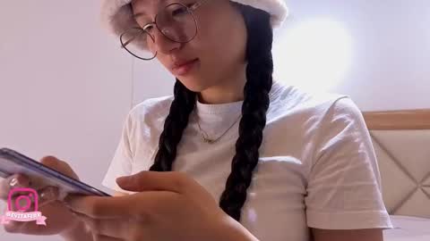 Snapshot of eva_depp_ chatting on March 2026 10:07:02 AM Eva online show from March 2026 10:07:02 AM