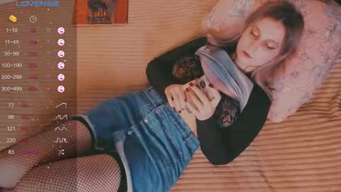 Eva online show from October 2025 10:45:01 AM