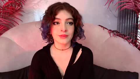 E V A online show from October 2025 07:35:02 PM