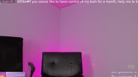 Eva  online show from December 2025 12:04:02 AM