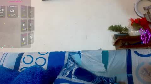 Snapshot of eva_hoot1 chatting on April 2026 03:39:01 PM EVA online show from April 2026 03:39:01 PM