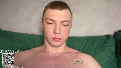Snapshot of eva_iron chatting on May 2026 11:09:01 PM Eva and Iron online show from May 2026 11:09:01 PM