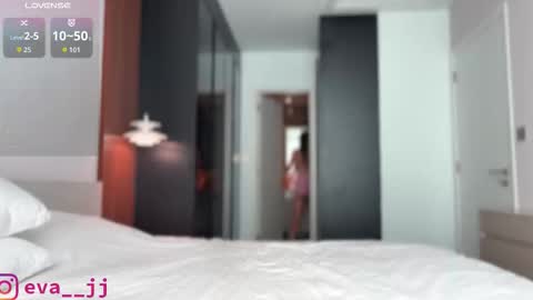 Snapshot of eva_j chatting on February 2026 02:49:02 AM Free toy control in pvt online show from February 2026 02:49:02 AM