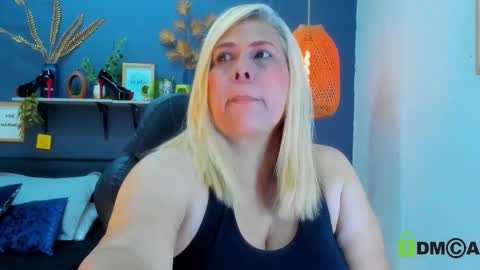 Snapshot of eva_love49 chatting on March 2026 12:31:02 PM eva_love49 online show from March 2026 12:31:02 PM