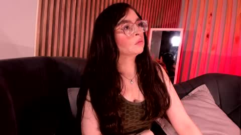 Snapshot of eva_macalliter chatting on April 2026 03:18:01 AM Angelinne online show from April 2026 03:18:01 AM