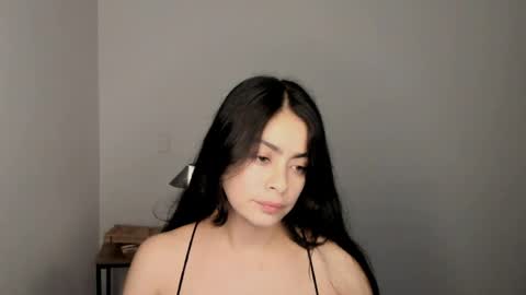 eva_monn online show from April 2026 11:57:01 PM