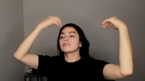 Snapshot of eva_monn chatting on May 2026 01:24:01 AM eva_monn online show from May 2026 01:24:01 AM