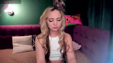 Eva 3 online show from February 2025 05:03:02 AM