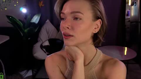 Eva online show from November 2025 05:35:01 PM